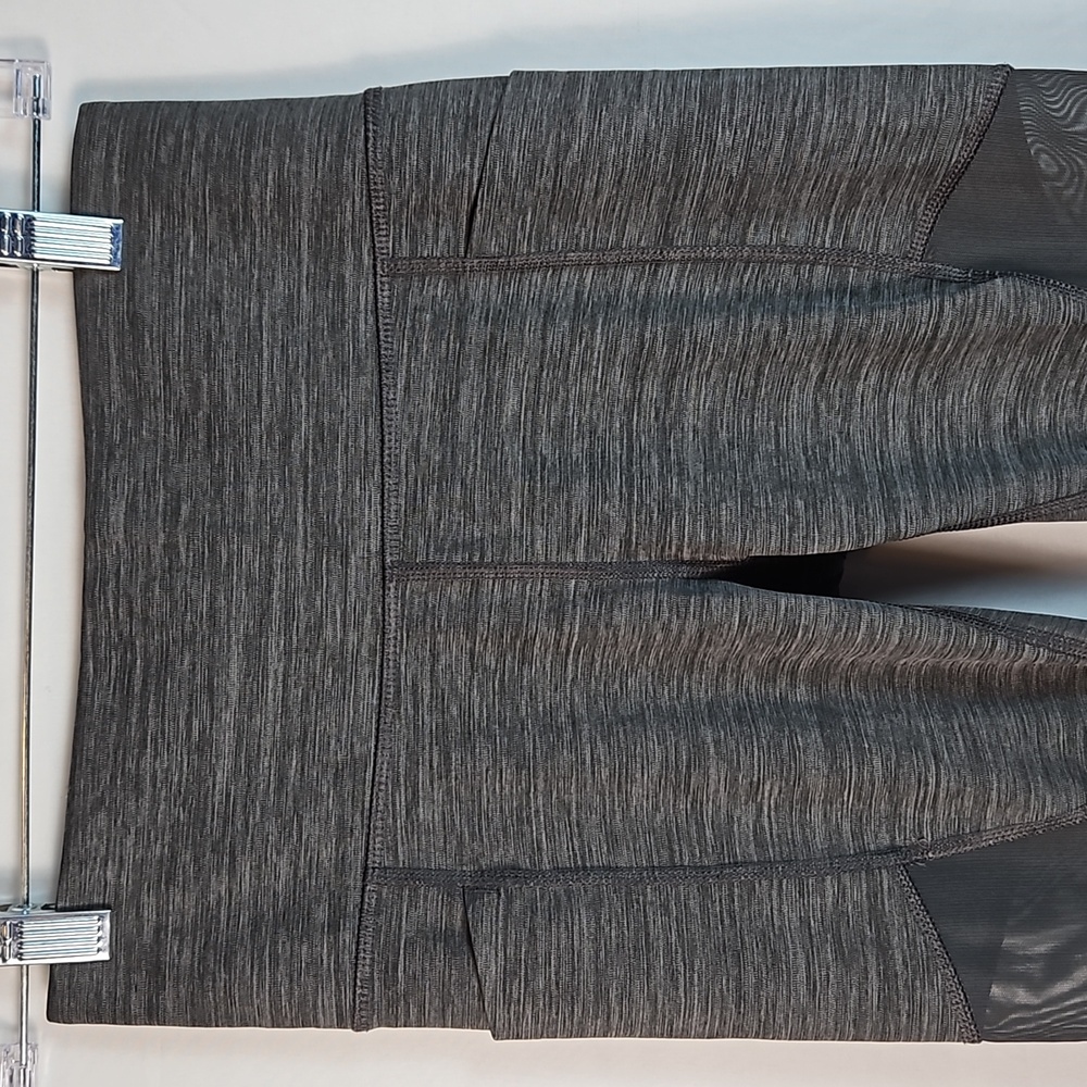 Women's Member's Mark Small Compression Athletic Ankle Leggings with Pockets T10 - Picture 2 of 6